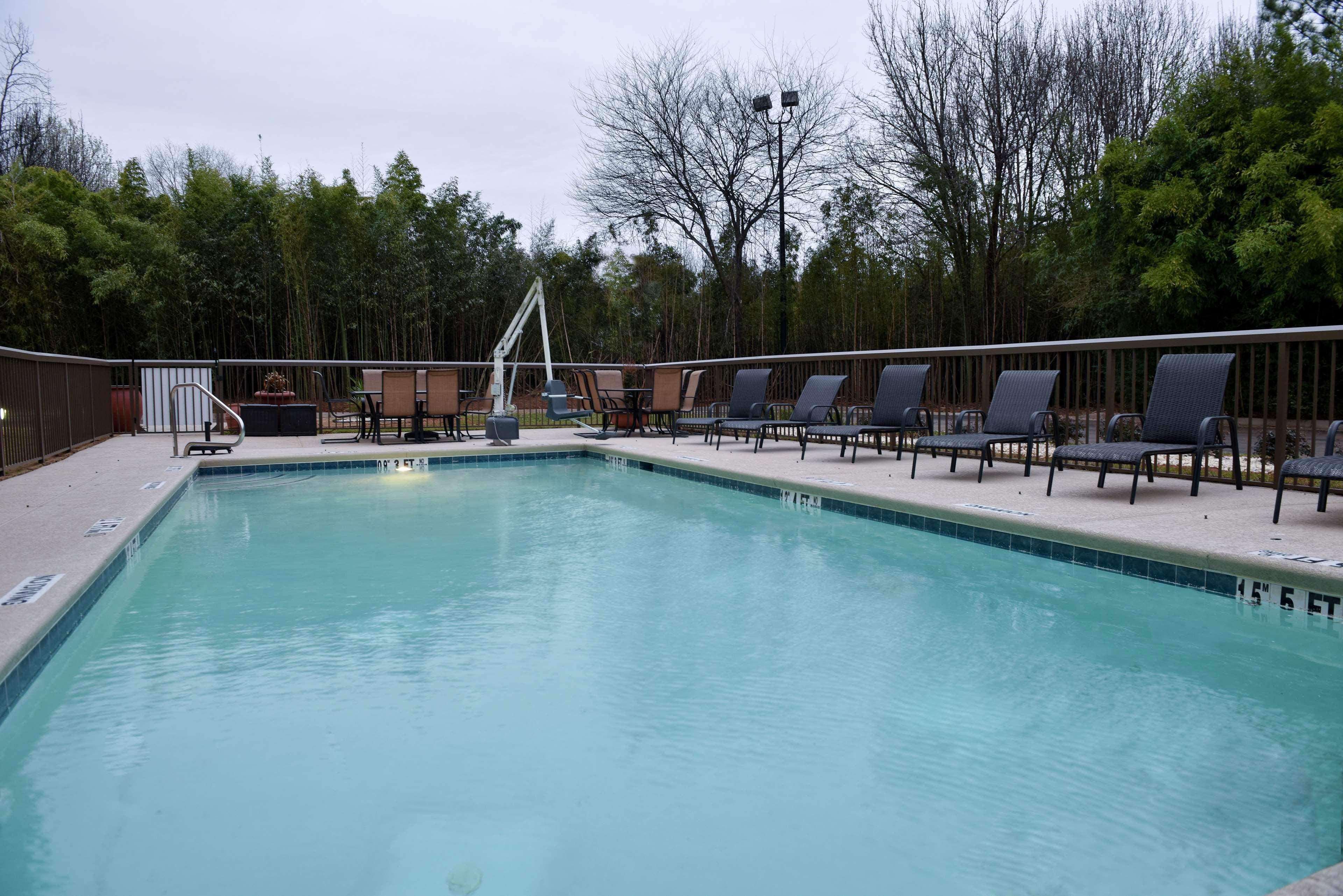 Hampton Inn Madison Exterior photo