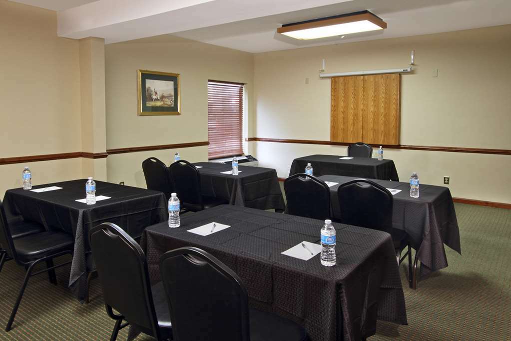 Hampton Inn Madison Facilities photo